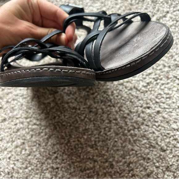 Chaco Fallon Leather Sandals - Picture 8 of 11